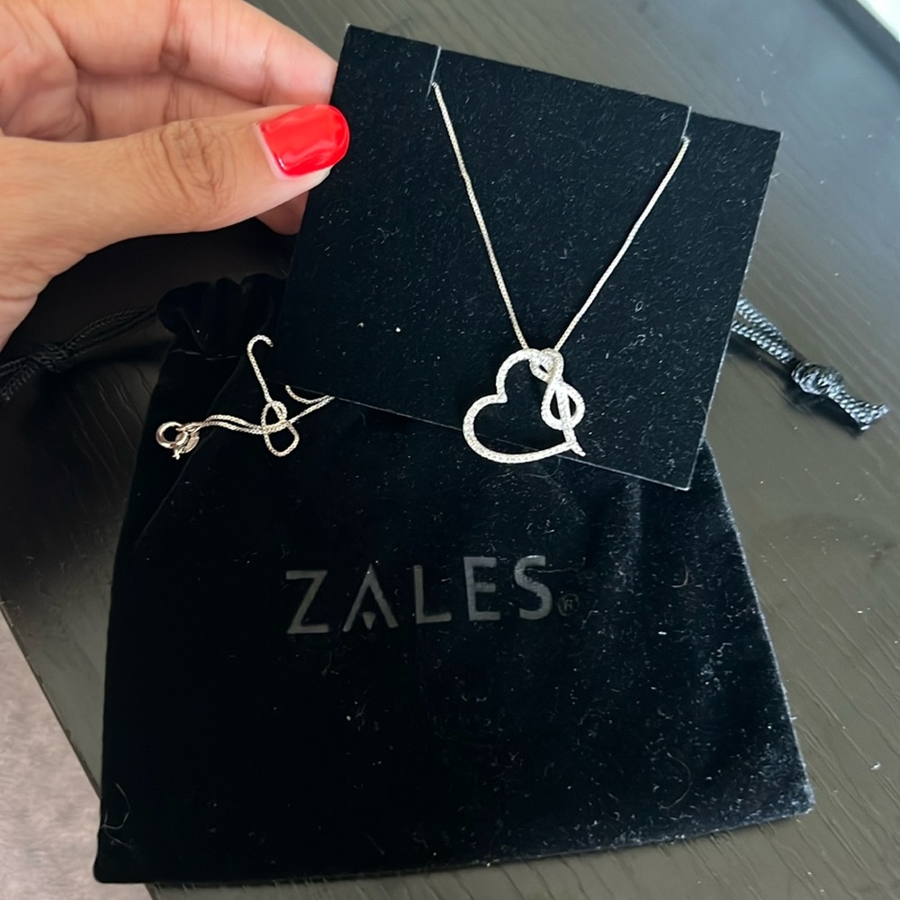 Zales - Heart / Infinity necklace